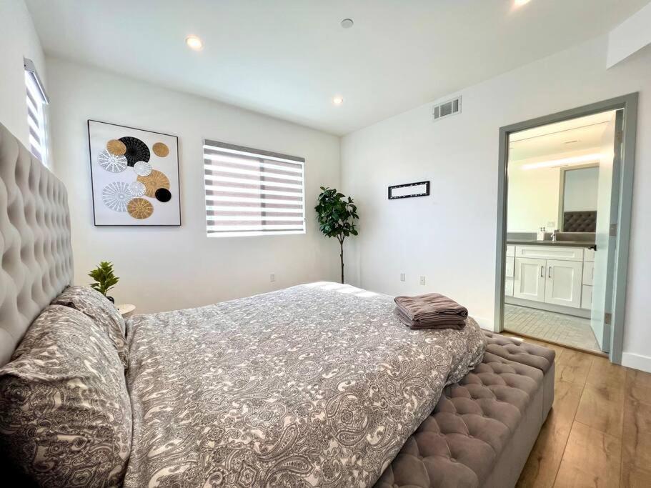 Luxury K-Town Dwelling With Private Rooftop Deck. Los Angeles Bagian luar foto