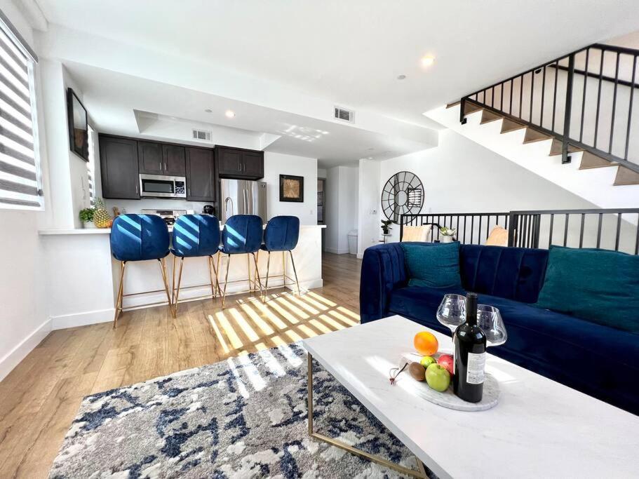 Luxury K-Town Dwelling With Private Rooftop Deck. Los Angeles Bagian luar foto