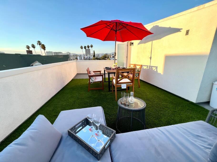 Luxury K-Town Dwelling With Private Rooftop Deck. Los Angeles Bagian luar foto
